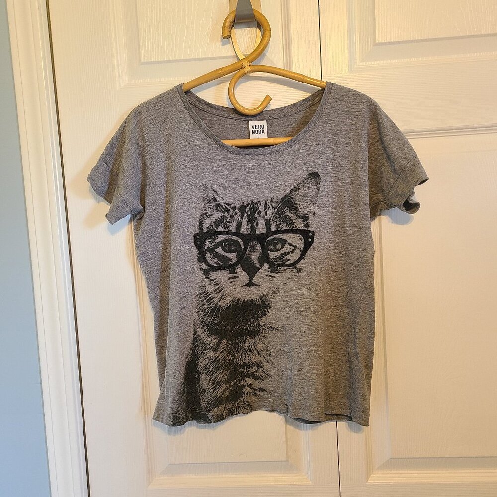 Cat tee shirt